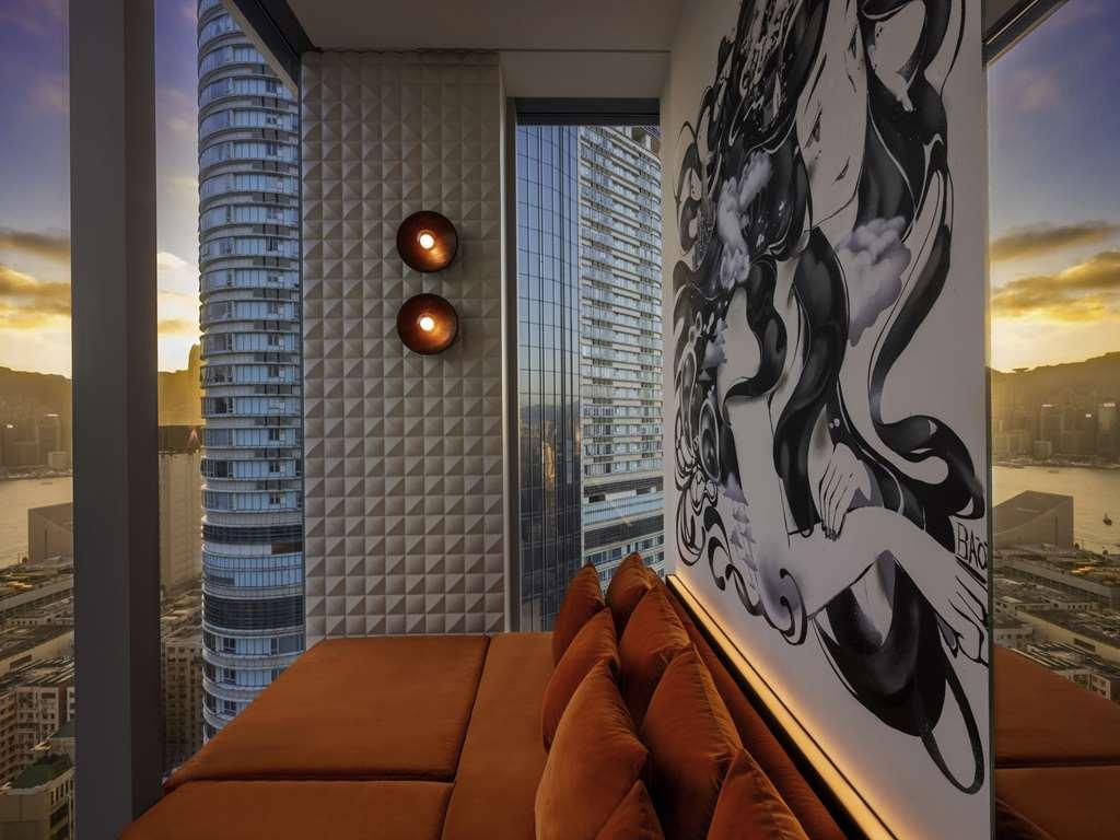 Mondrian Hotel *